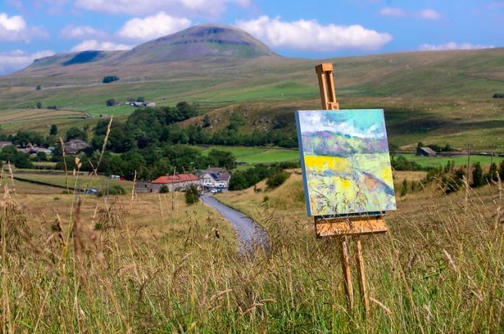 IT'S HERE! Starting today is the @threepeakarts trail. Takin...