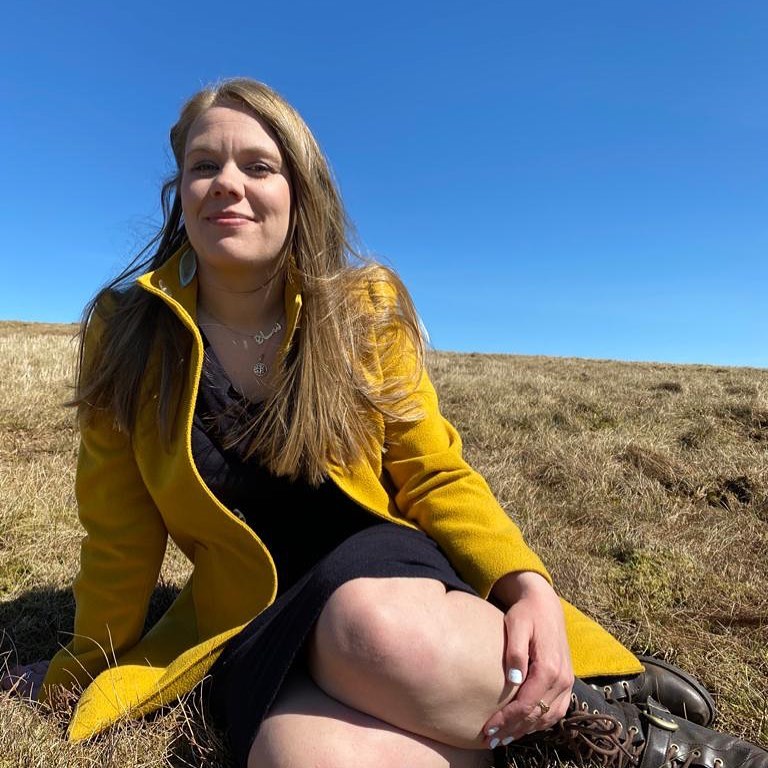 sarah smout Cellist, singer, songwriter